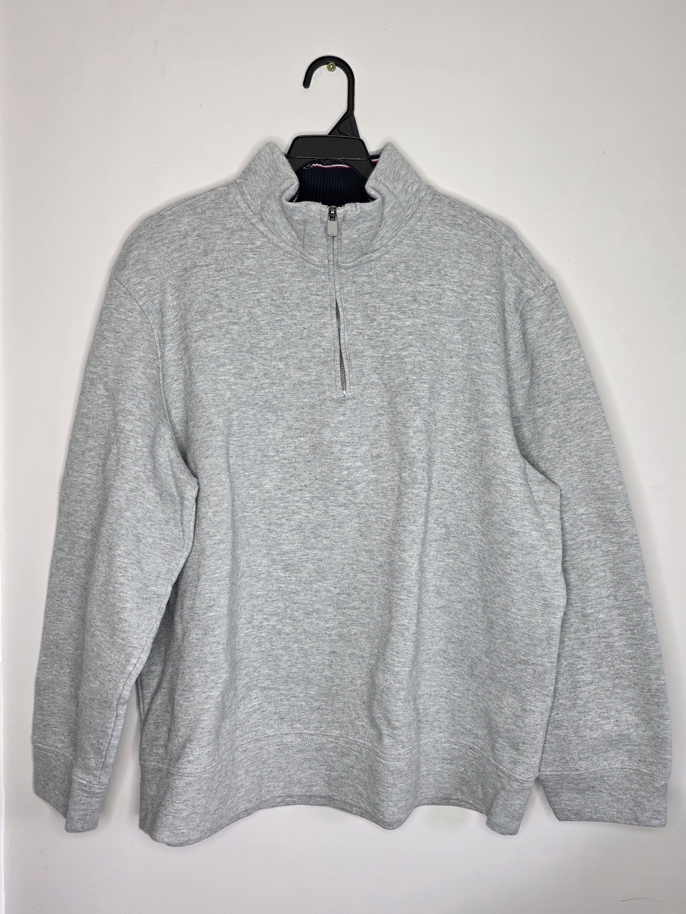 Tahari Men’s Light Gray Half-Zip Sweatshirt